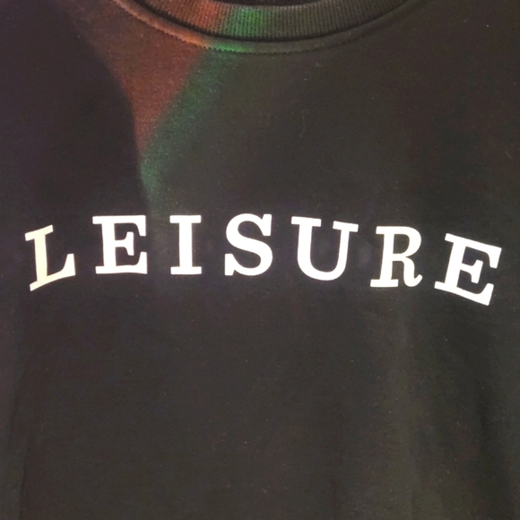 Unisex LEISURE 🏄🏻♀️ Crewneck Pullover - Picture 3 of 5